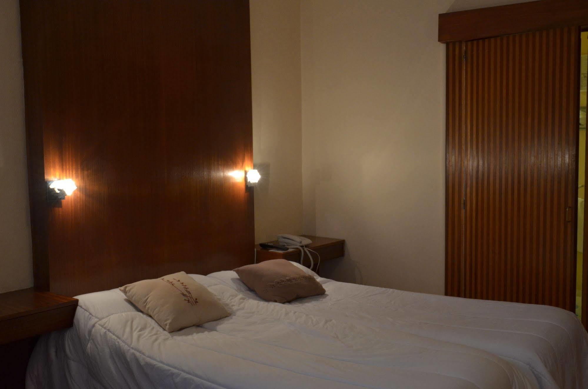 Chachacha Hotel - Ouverture Septembre 2025 น็องต์ ภายนอก รูปภาพ